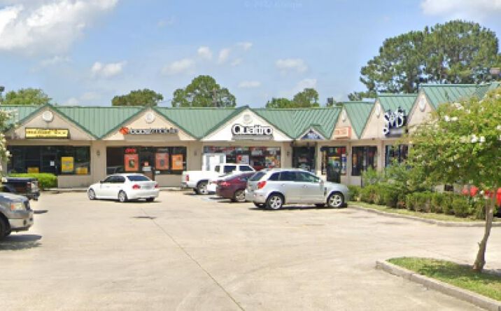 Pictures of Retail property located at 1118 Manhattan Blvd, Harvey, LA 70058 for lease - image #1