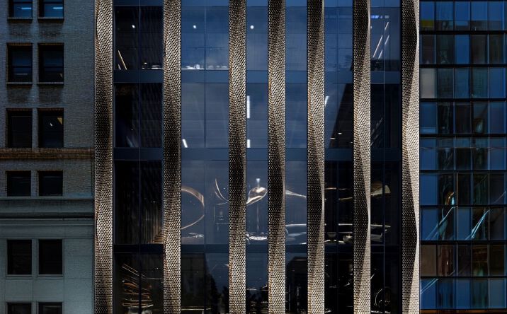 Pictures of Office property located at 5 E 59th St, New York, NY 10022 for lease - image #1