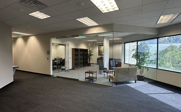 Pictures of Office property located at 1 Metroplex Dr, Birmingham, AL 35209 for sales - image #1