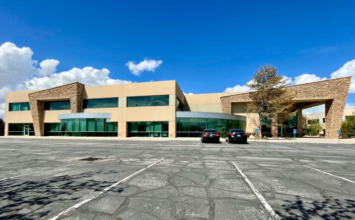 Pictures of Office property located at 215n Admiral Byrd Rd, Salt Lake City, UT 84116 for sales - image #1