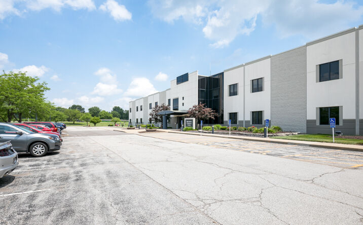 Pictures of Office, Special Purpose property located at 7650 Magna Dr, Belleville, IL 62223 for lease - image #1