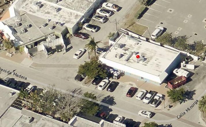 Pictures of Retail, Restaurant property located at 217 Avenida Madera, Sarasota, FL 34242 for lease - image #1