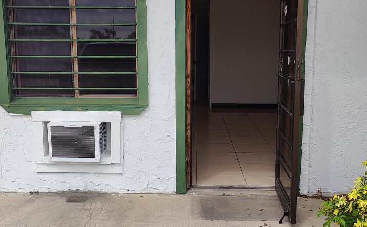 Pictures of Retail property located at 780 Mullet Road 124, Cape Canaveral, FL 32920 for lease - image #1
