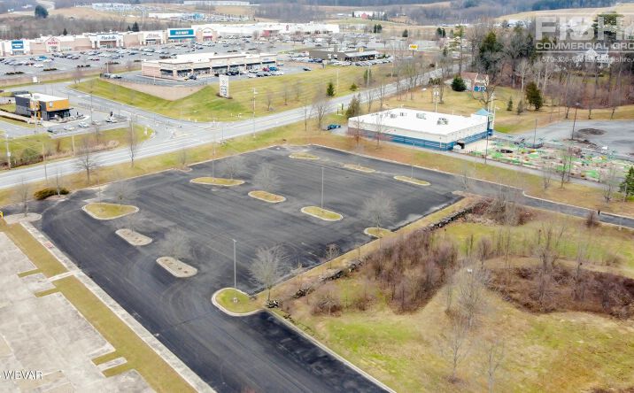 Pictures of Land property located at 1203 Lycoming Mall Cir, Muncy, PA 17756 for lease - image #1