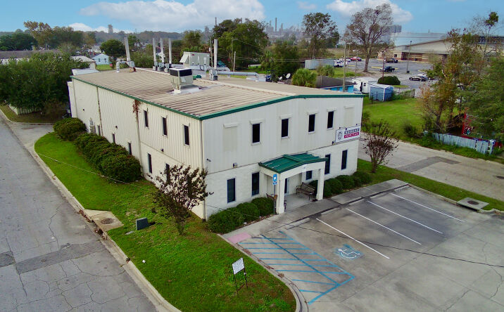 Pictures of Industrial property located at 151 E Lathrop Ave, Savannah, GA 31415 for lease - image #1