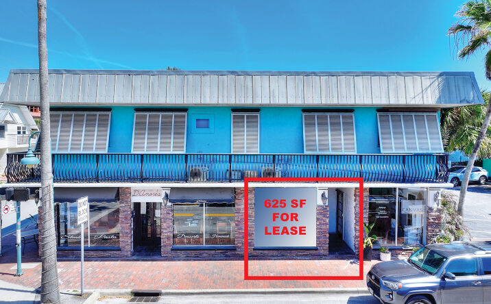 Pictures of Retail property located at 300 Flagler Ave, New Smyrna Beach, FL 32169 for lease - image #1
