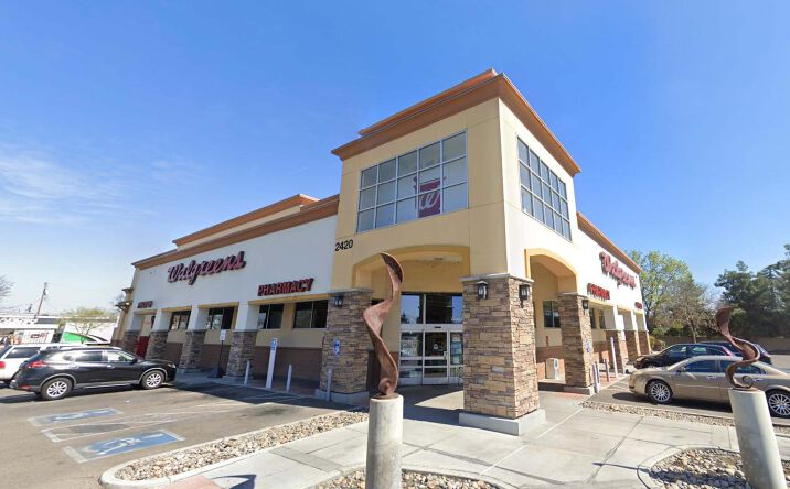 Pictures of Retail property located at 2420 N Blackstone Ave, Fresno, CA 93703 for lease - image #1