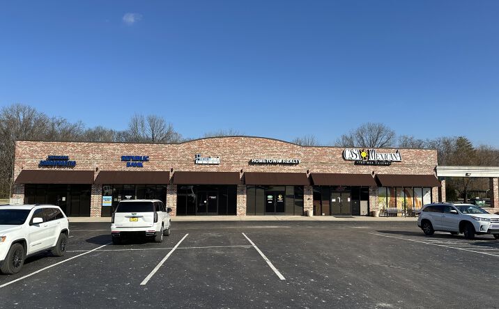 Pictures of Retail, Office property located at 130 Kedron Pkwy, Spring Hill, TN 37174 for lease - image #1