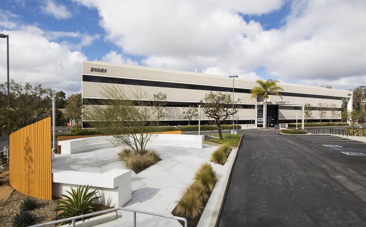 Pictures of Office property located at 21081 S Western Ave, Torrance, CA 90501 for lease - image #1