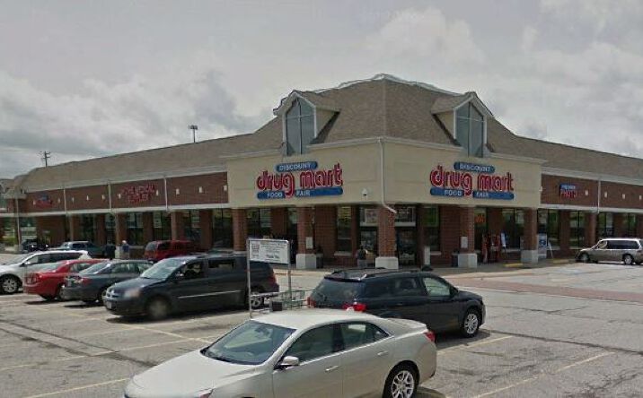 Pictures of Retail property located at 342 Chestnut Commons Dr, Elyria, OH 44035 for lease - image #1