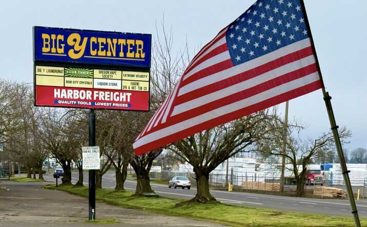 Pictures of Retail property located at 2210 W 6th Ave, Eugene, OR 97402 for lease - image #1