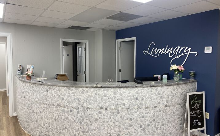 Pictures of Office property located at 3651 Cortez Rd W, Bradenton, FL 34210 for lease - image #1