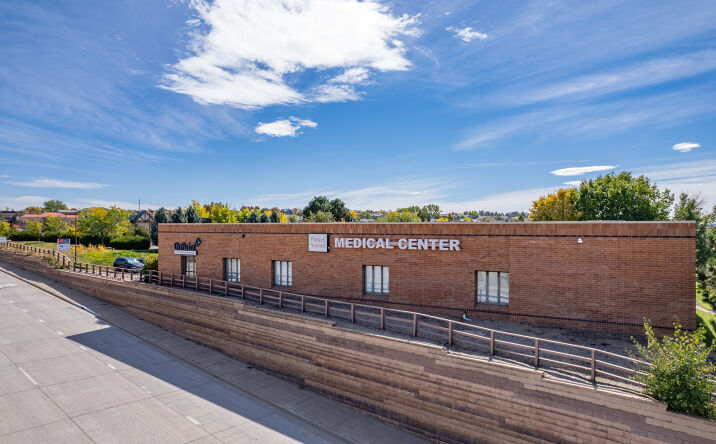 Pictures of Retail property located at 19641 E Parker Square Drive, Parker, CO 80138 for lease - image #1