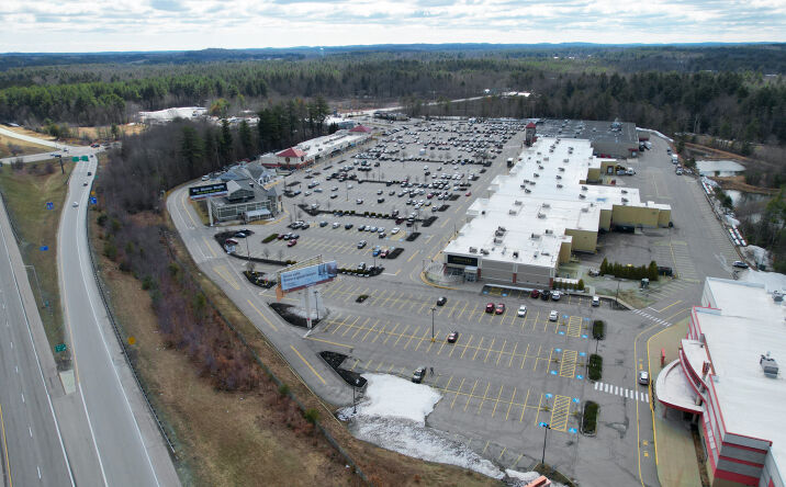 Pictures of Retail property located at 24 Calef Hwy, Epping, NH 03042 for lease - image #1