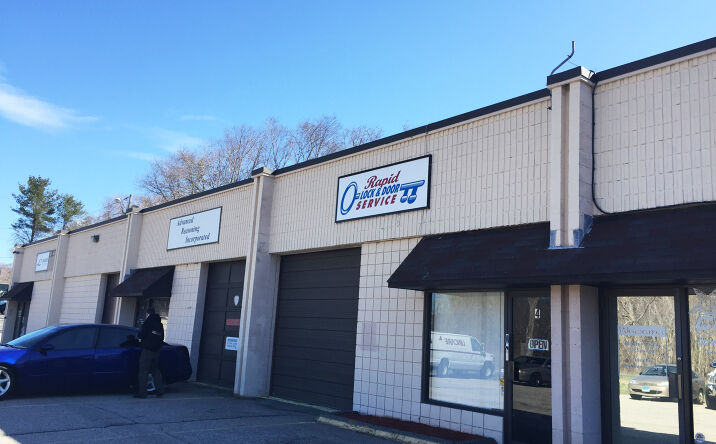 Pictures of Industrial property located at 82 Boston Post Rd, Waterford, CT, Waterford, US 06385 for lease - image #1