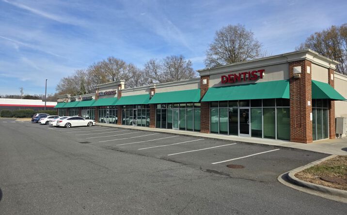 Pictures of Retail property located at 6823 South Blvd, Charlotte, NC 28217 for lease - image #1