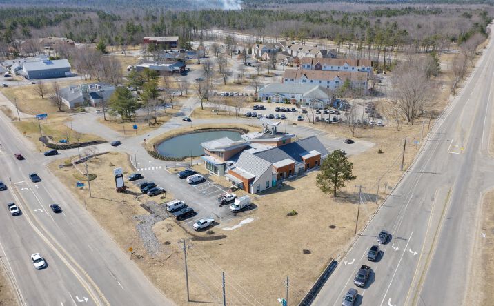 Pictures of Retail property located at 424 Payne Rd, Scarborough, ME 04074 for lease - image #1