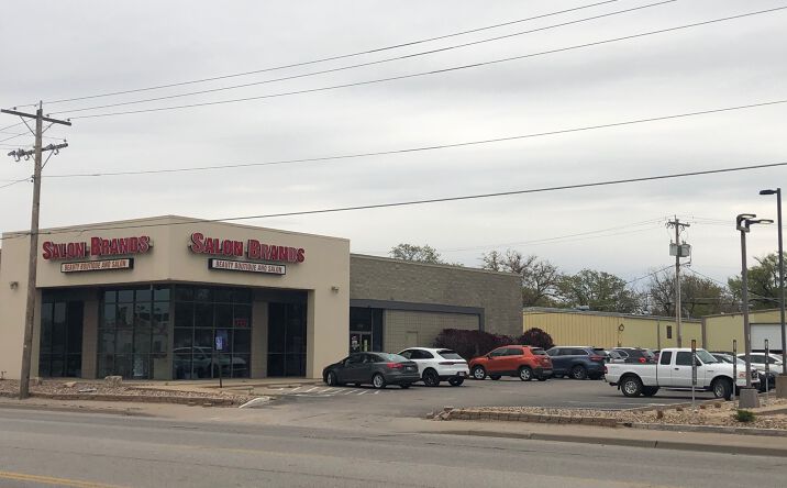Pictures of Retail property located at 434 S West St, Wichita, KS 67213 for lease - image #1