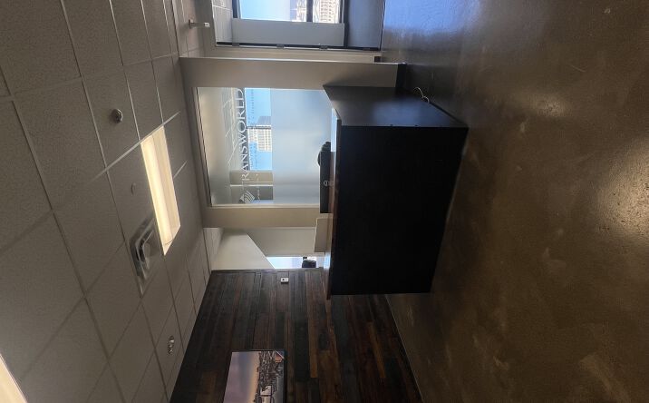 Pictures of Office property located at 611 Commerce St, Nashville, TN 37203 for lease - image #1