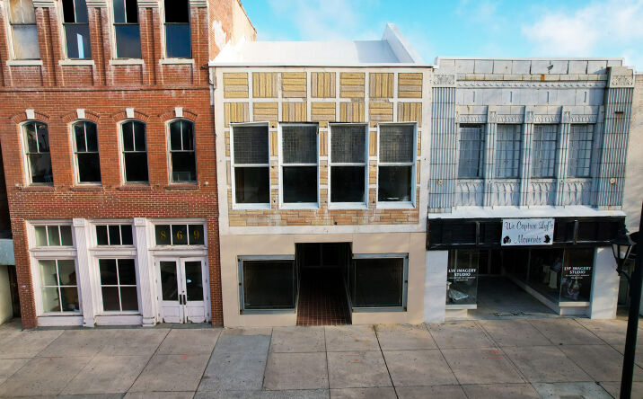 Pictures of Retail property located at 865 Broad St, Augusta, GA 30901 for lease - image #1