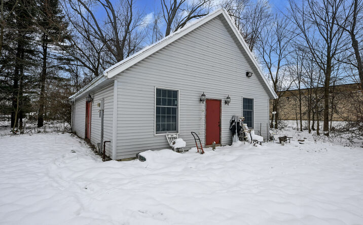Pictures of Special Purpose property located at 17960 Pearl Rd, Strongsville, OH 44136 for sales - image #1