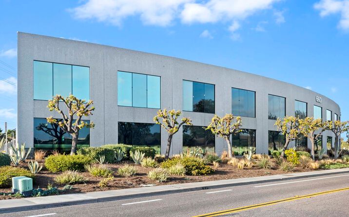 Pictures of Retail, Office property located at 660 Bay Blvd, Chula Vista, CA 91910 for lease - image #1