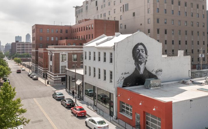 Pictures of Retail property located at 2704 Locust Street, St. Louis, MO 63103 for lease - image #1