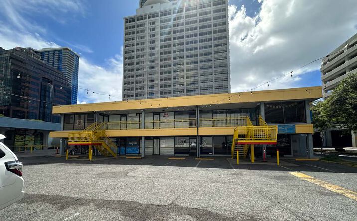 Pictures of Retail property located at 1411 Kapiolani Blvd, 1438 Kona St, Honolulu, HI 96814 for lease - image #1