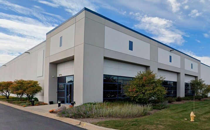 Pictures of Industrial property located at 9500 W 55th St, Countryside, IL 60525 for lease - image #1