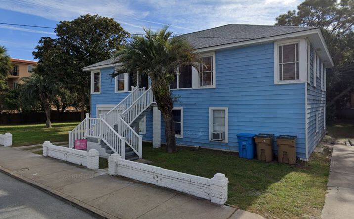 Pictures of Retail, Restaurant, Special Purpose property located at 15 15th St, Tybee Island, GA 31328 for lease - image #1