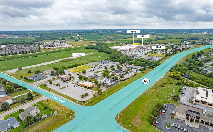 Pictures of Retail property located at 3604 Twin Creek Dr, Bellevue, NE 68123 for lease - image #1