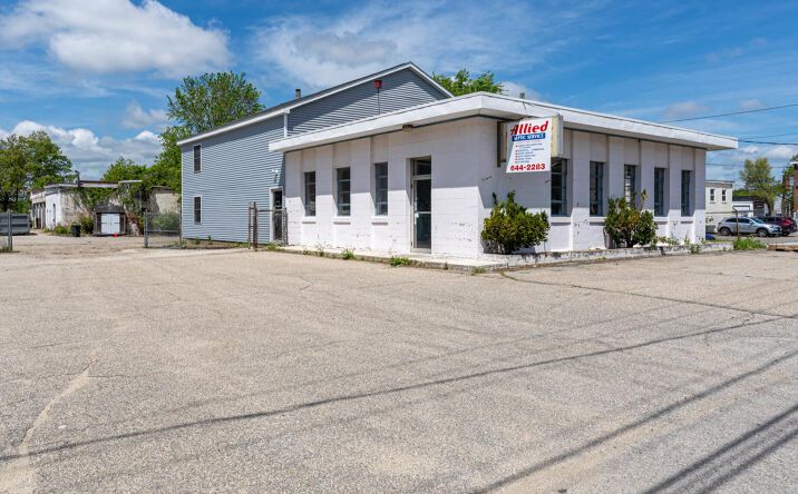 Pictures of Office property located at 76 Maple St, Manchester, NH 03103 for lease - image #1