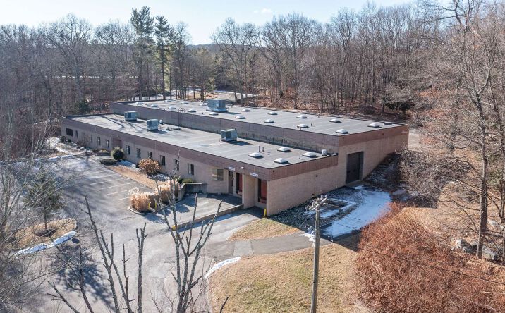 Pictures of Industrial property located at 10 Mile Hill Rd, Newtown, CT 06470 for lease - image #1