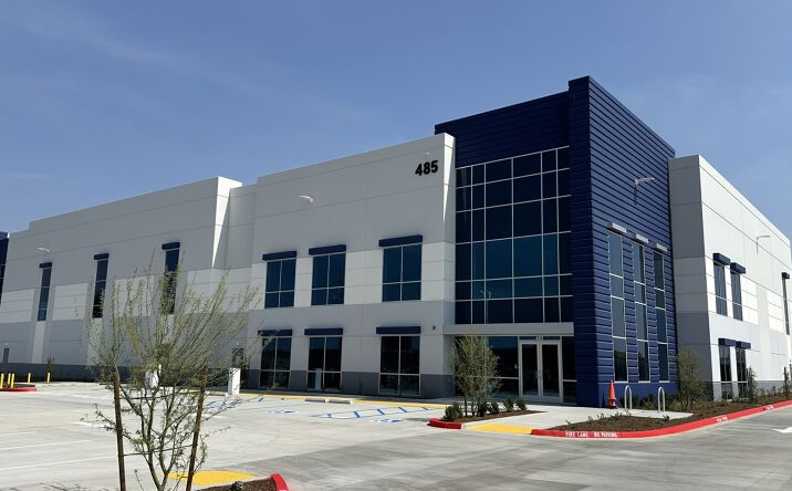 Pictures of Industrial property located at 485 E Santa Ana Ave, Bloomington, CA 92316 for lease - image #1