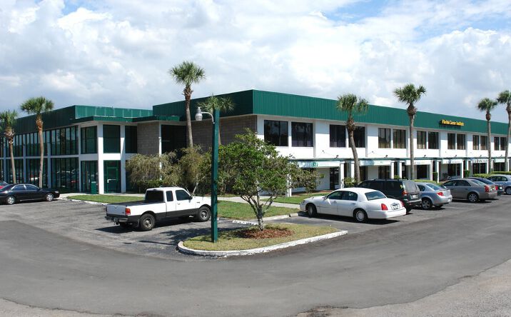 Pictures of Office property located at 5925 Imperial Pkwy, Mulberry, FL 33860 for lease - image #1
