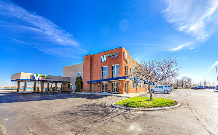 Pictures of Office property located at 455 N Sam Barr Dr, Kearney, MO 64060 for lease - image #1