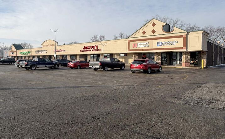 Pictures of Retail property located at 4121 Talmadge Road, Toledo, OH 43623 for lease - image #1
