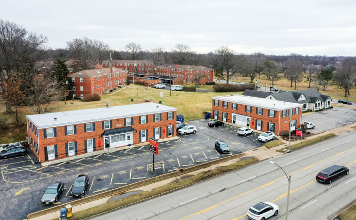 Pictures of Office property located at 3250-3270 Hampton Ave, St. Louis, MO 63139 for lease - image #1