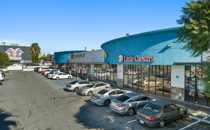 Pictures of Retail, Restaurant property located at 10714 S Western Ave, Los Angeles, CA 90047 for lease - image #1