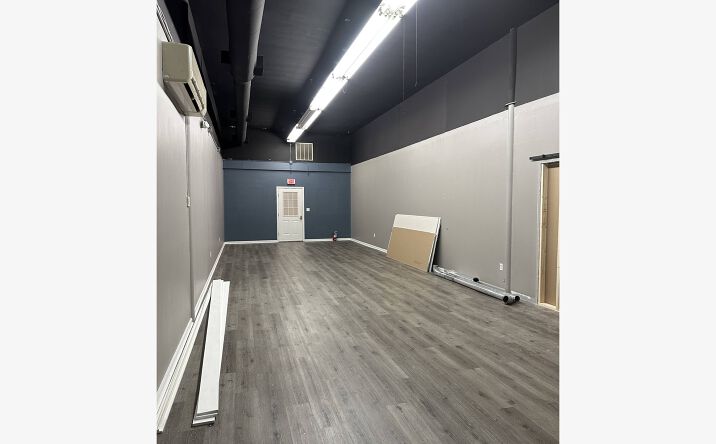 Pictures of Retail property located at 19 W Main St, Christiansburg, VA 24073 for lease - image #1