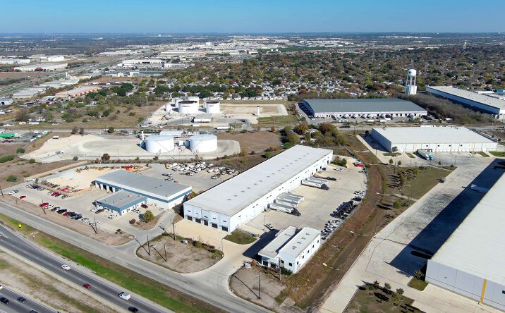 Pictures of Industrial property located at 8106 NE Interstate 410 Loop, San Antonio, TX 78218 for lease - image #1