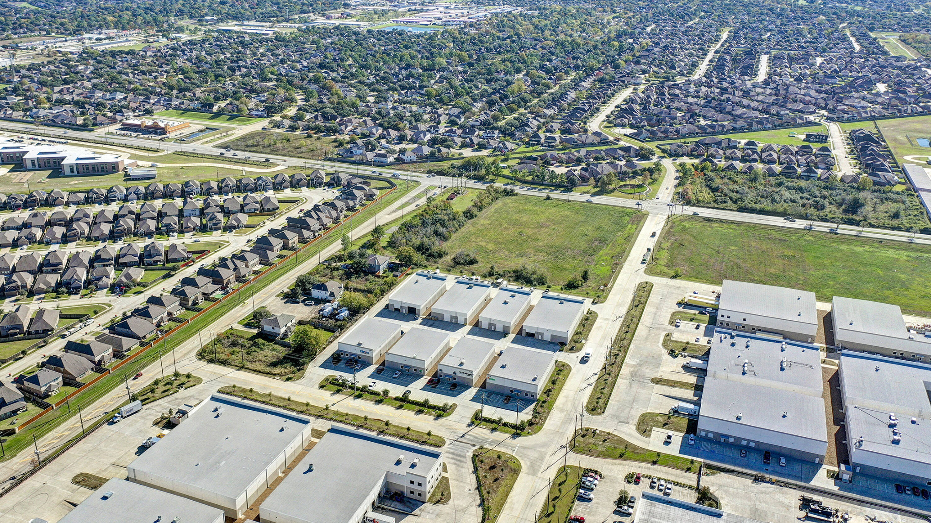 20435 Westfield Commerce