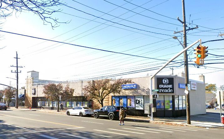 Pictures of Retail property located at 1338 Broadway, Hewlett, NY 11557 for lease - image #1