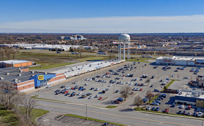 Pictures of Retail property located at 6502 Grape Rd, Mishawaka, IN 46545 for lease - image #1