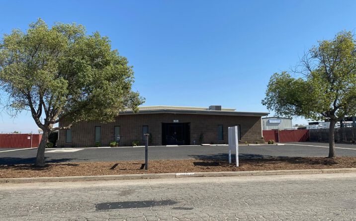 Pictures of Industrial property located at 3930 Alken St, Bakersfield, CA 93308 for lease - image #1