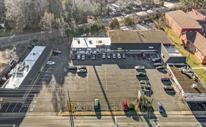 Pictures of Retail property located at 2825 W Sugar Creek Rd, Charlotte, NC 28262 for lease - image #1