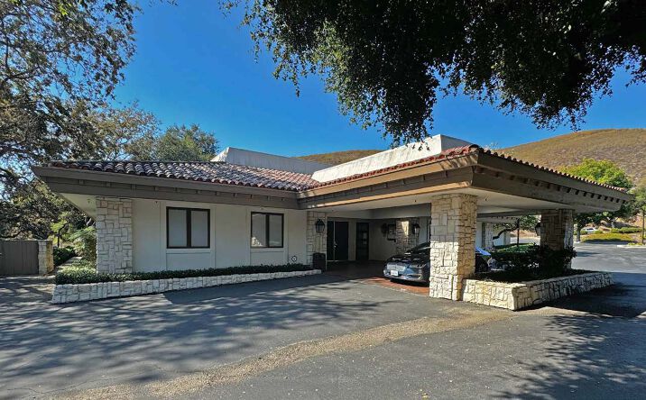 Pictures of Retail property located at 1400 N Westlake Blvd, Westlake Village, CA 91362 for lease - image #1
