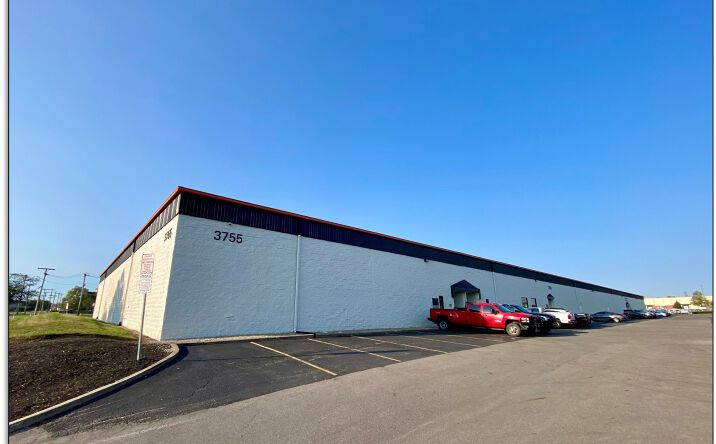 Pictures of Industrial property located at 3755 Interchange Rd, Columbus, OH 43204 for lease - image #1