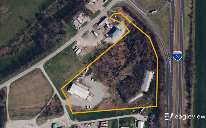 Pictures of Retail, Industrial, Land property located at 9416 Lewisburg Hwy, Cornersville, TN 37047 for sales - image #1