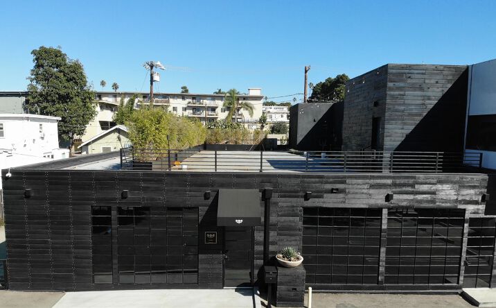 Pictures of Retail, Office property located at 2217 Main St, Santa Monica, CA 90405 for lease - image #1